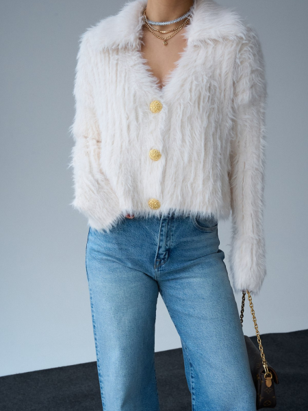 KREM GOLD DÜĞMELİ PELUŞ HIRKA