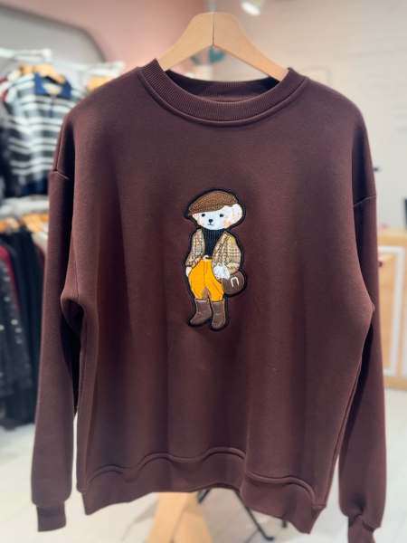 AYICIK İŞLEMELİ OVERSİZE SWEATSHİRT