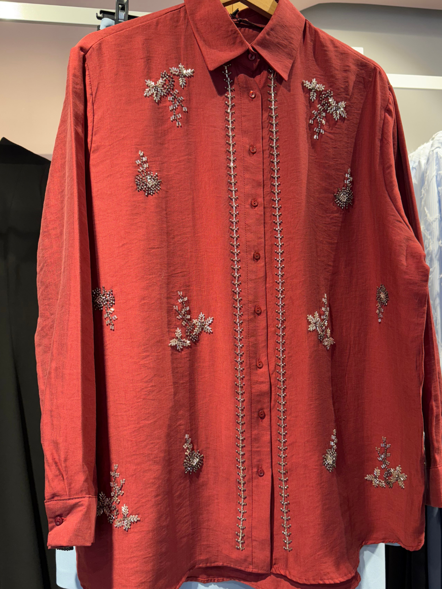 BORDO EL İŞLEMELİ GÖMLEK