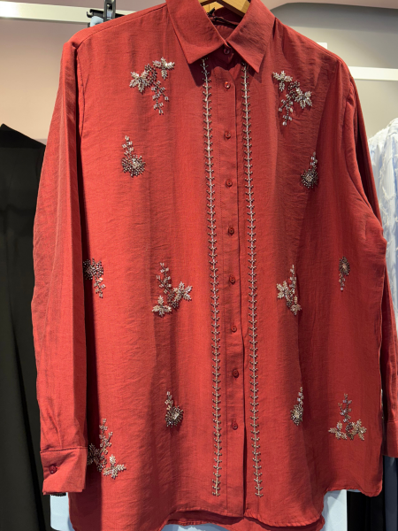 BORDO EL İŞLEMELİ GÖMLEK