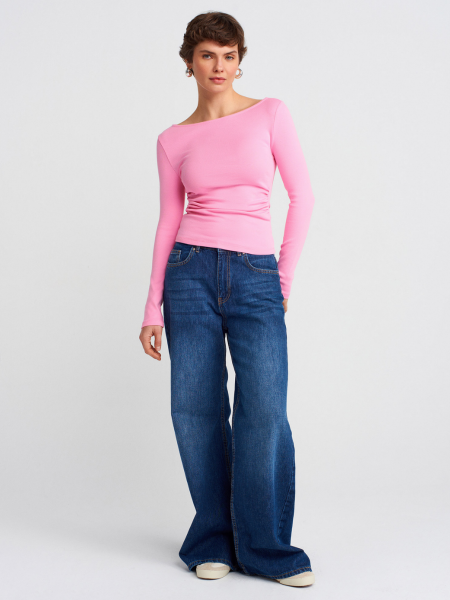 KAYIK YAKA UZUN KOLLU TOP PEMBE