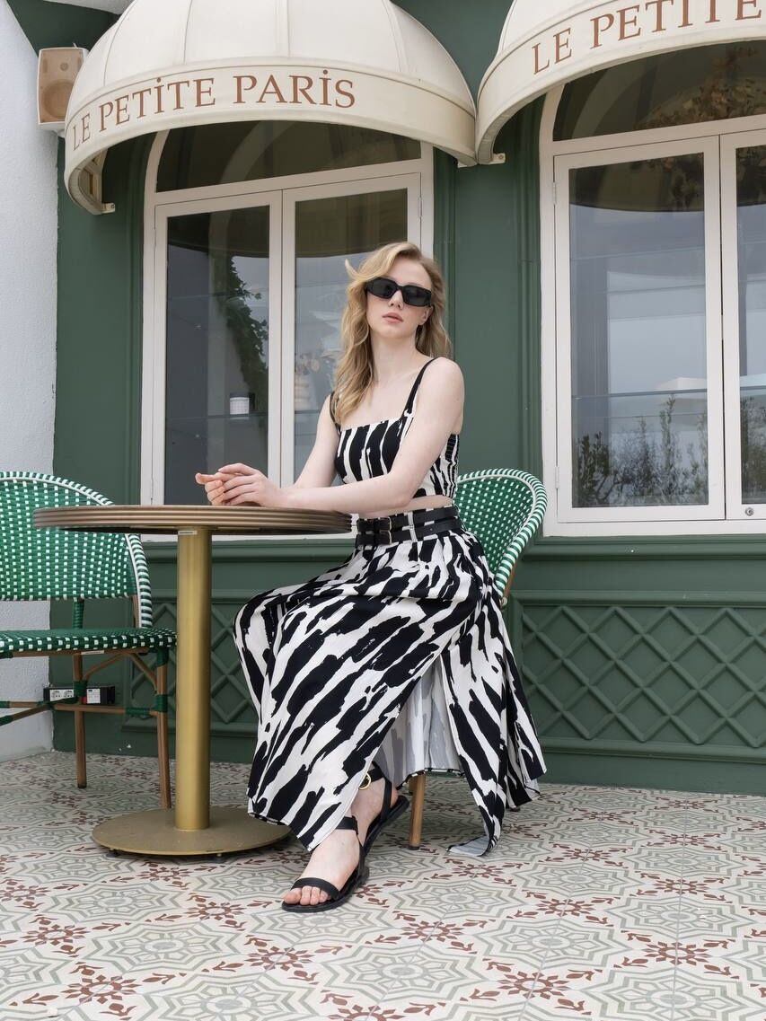 DESENLİ PİLELİ ETEKLİ TAKIM