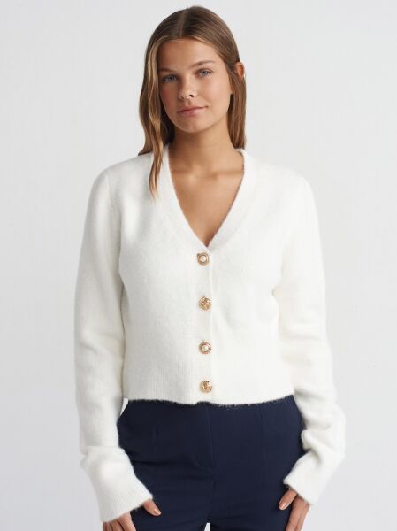 V Yaka Düğmeli Triko Hırka-Ekru