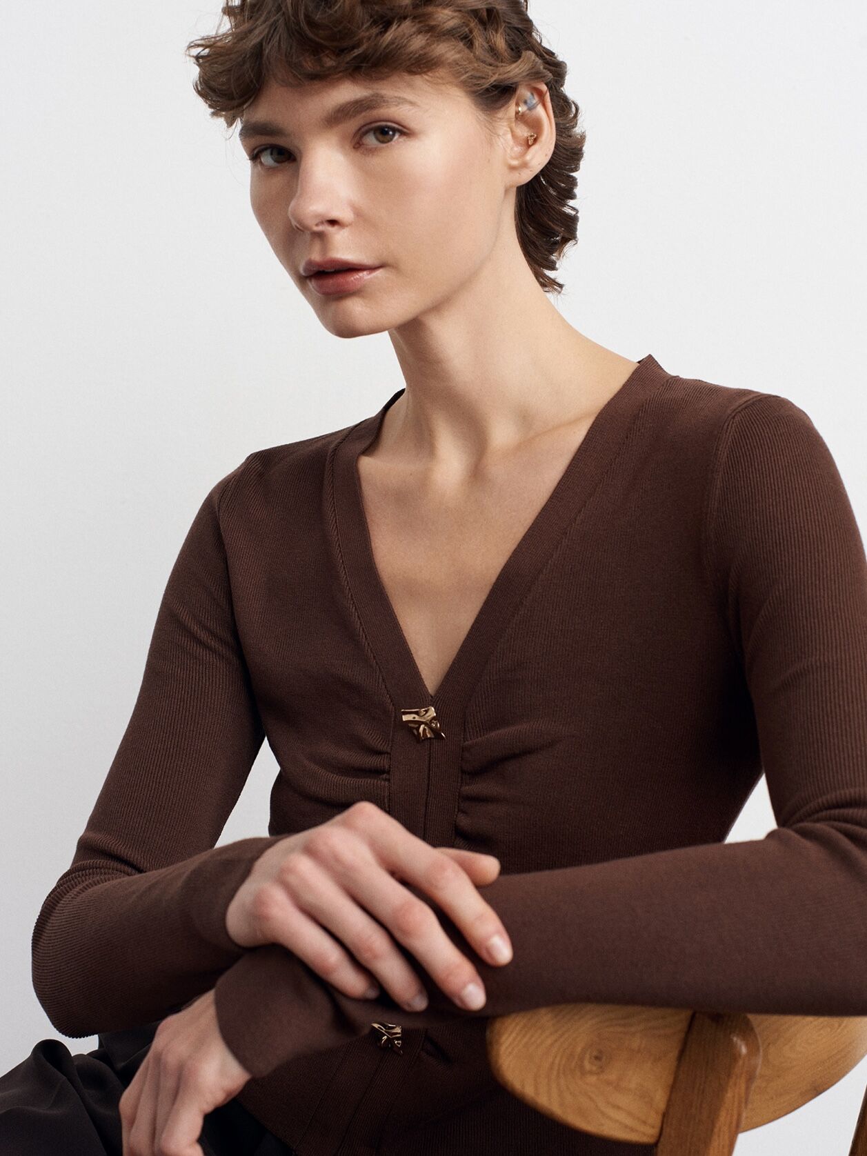 V Yaka Düğmeli Triko Kazak-Kahve