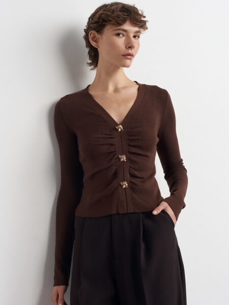 V Yaka Düğmeli Triko Kazak-Kahve