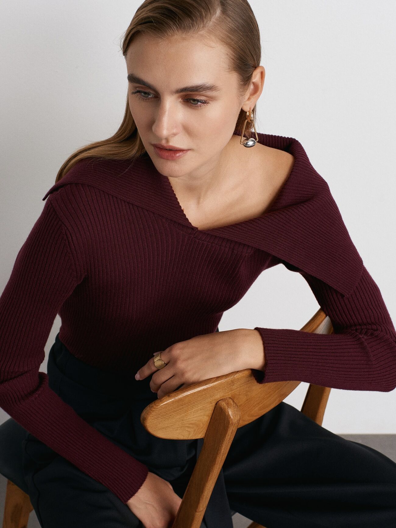 Asimetrik Yaka Yünlü Fitilli Triko Kazak-Bordo