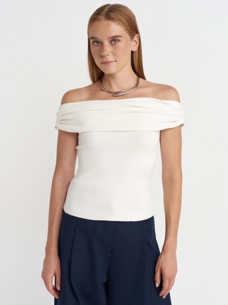 Bardot Yaka Metal Detaylı Triko Bluz-Ekru