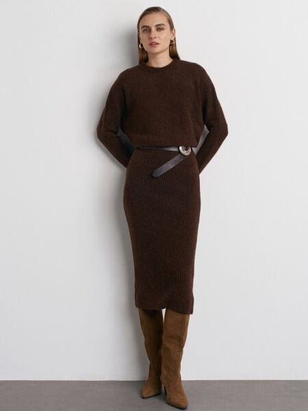 Bisiklet Yaka Yumuşak Dokulu Triko Elbise-Kahve