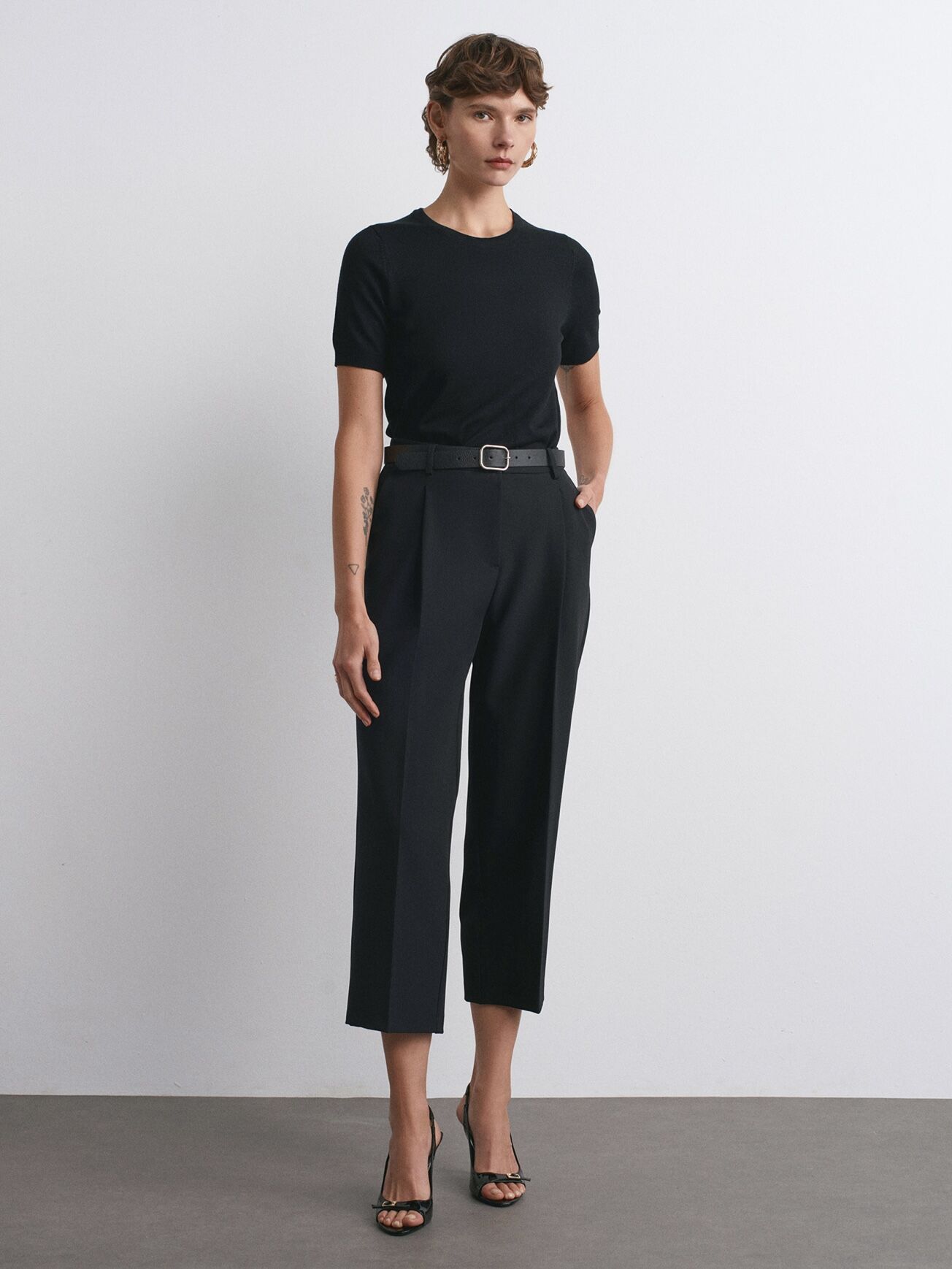 Kemerli Pensli Pantolon-Siyah