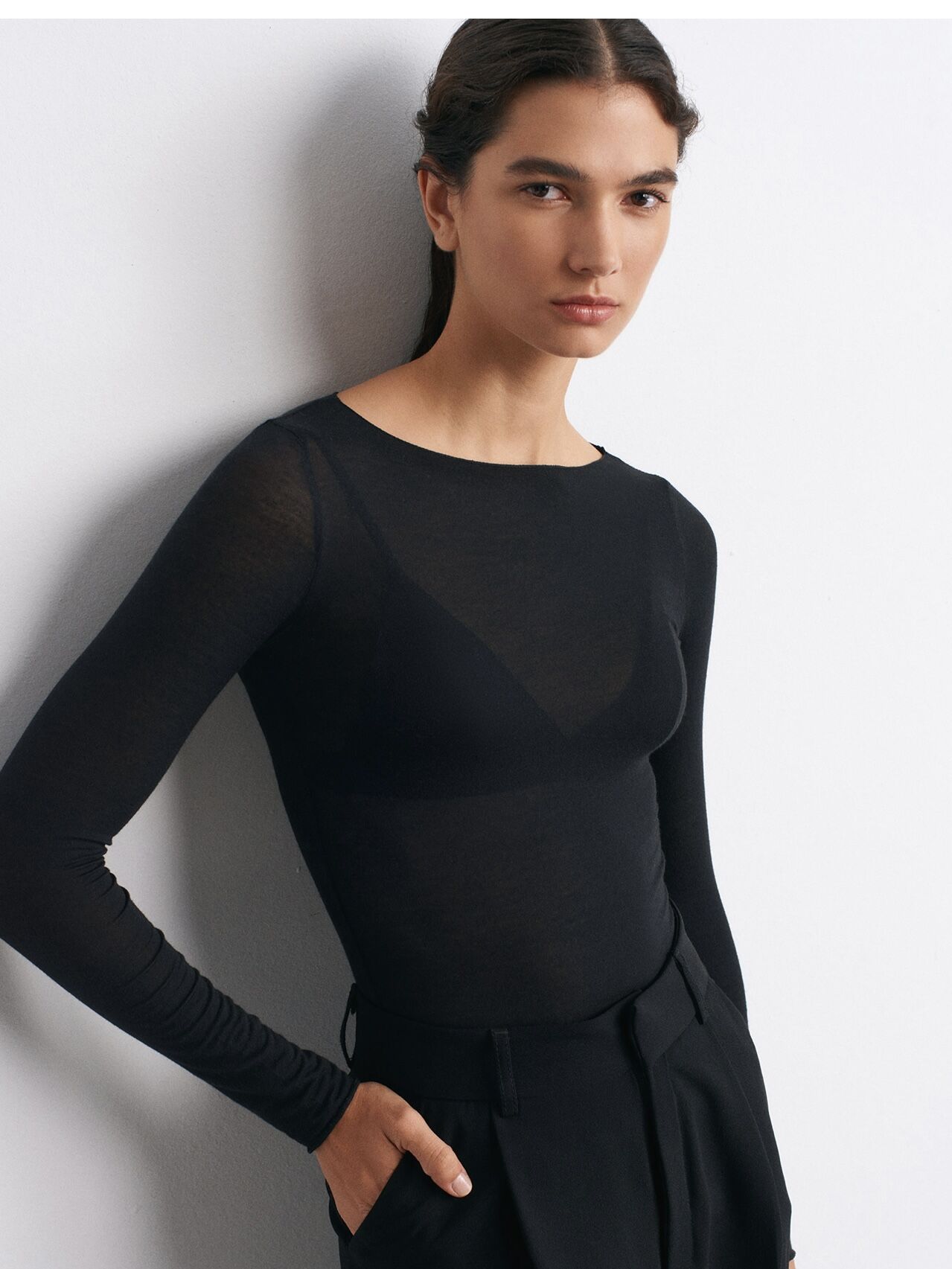 Kayık Yaka Modal Kaşmir Ultra Hafif Bluz-Siyah