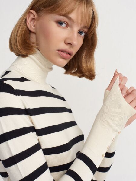 Balıkçı Yaka Çizgili Duroplu Kazak-Krem-Siyah