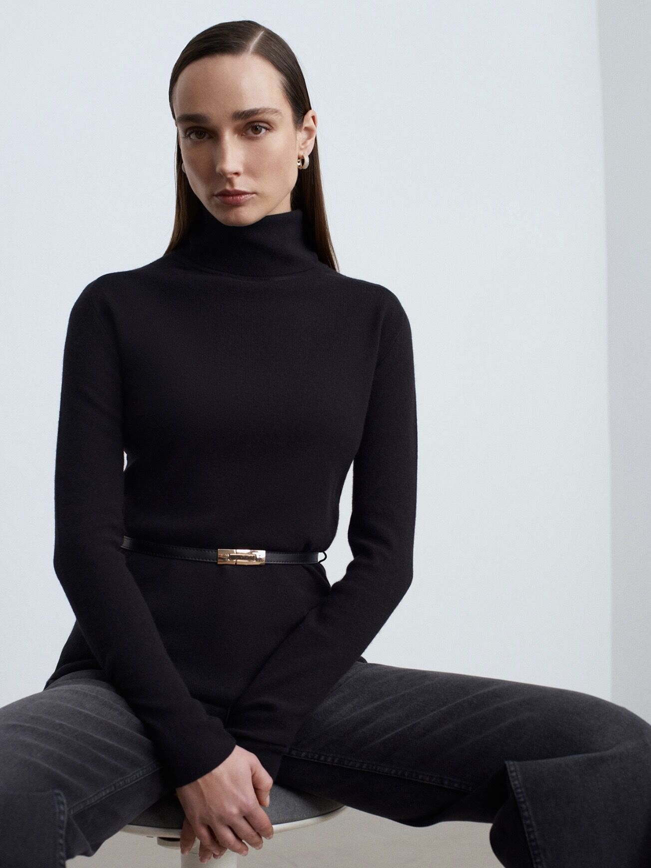 Kaşmir Karışımlı Kemerli Kazak-Siyah