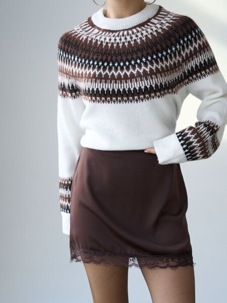 Uzun kollu jakarlı kazak kahve-ekru