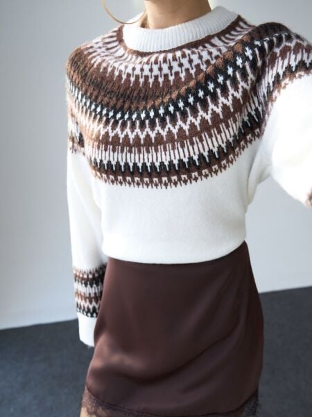 Uzun kollu jakarlı kazak kahve-ekru