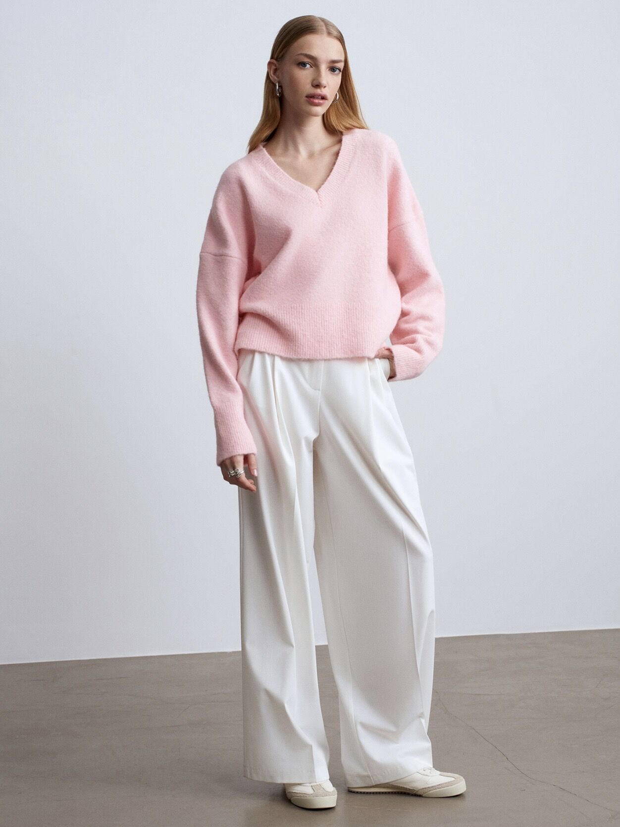 V Yaka Yün Karışımlı Kazak-Pembe